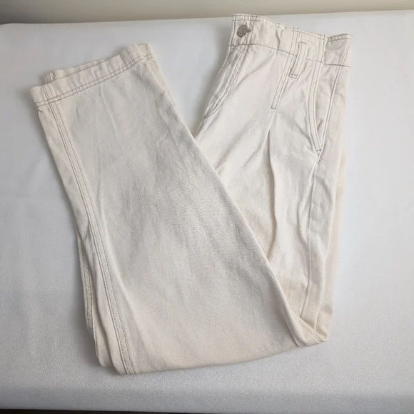 DYNAMITE CREAM JEANS SIZE 26 - Picture 2 of 9
